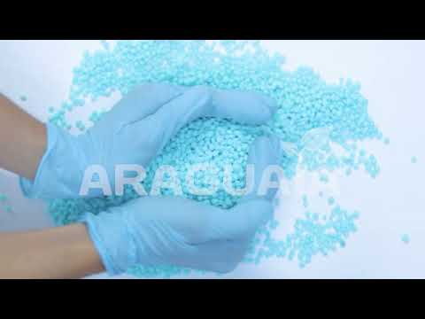 Carregar e reproduzir vídeo no visualizador da galeria, Fertilizante Araguaia Ureia Granulada Protegida
